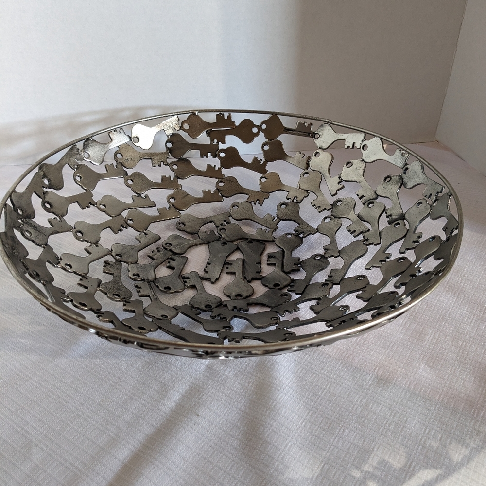 Welded keys decorative bowl 12.5 " table office desk dish industrial
